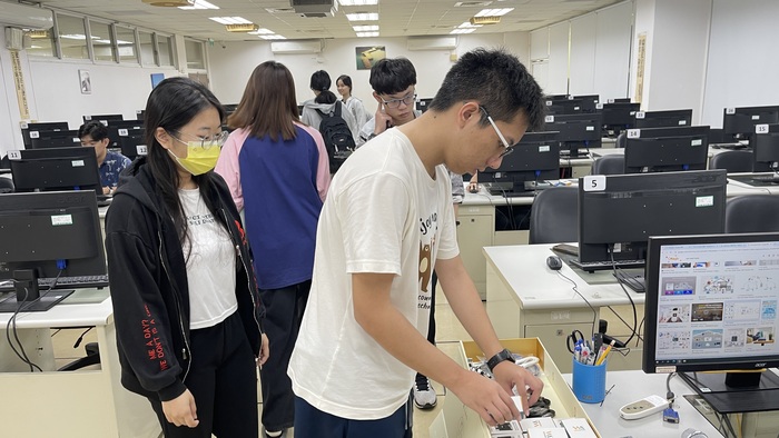 20251031 跨域設計實務探索 I-輸入感知與使用者互動圖片