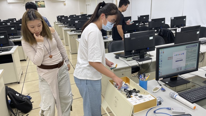 20251031 跨域設計實務探索 I-輸入感知與使用者互動圖片